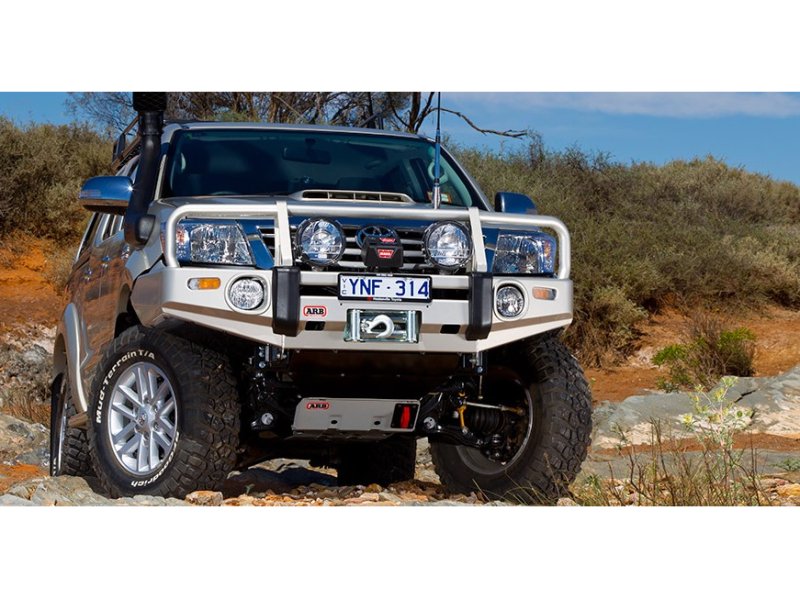 ARB-3414490 : Pare chocs Winch Bar après 2011 sans élargisseurs ...