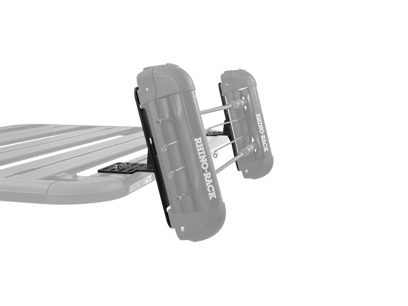 support-de-plaque-a-sable-maxtrax-fixation-laterale-sur-galerie-pioneer-rhino-rack-rhr-43159