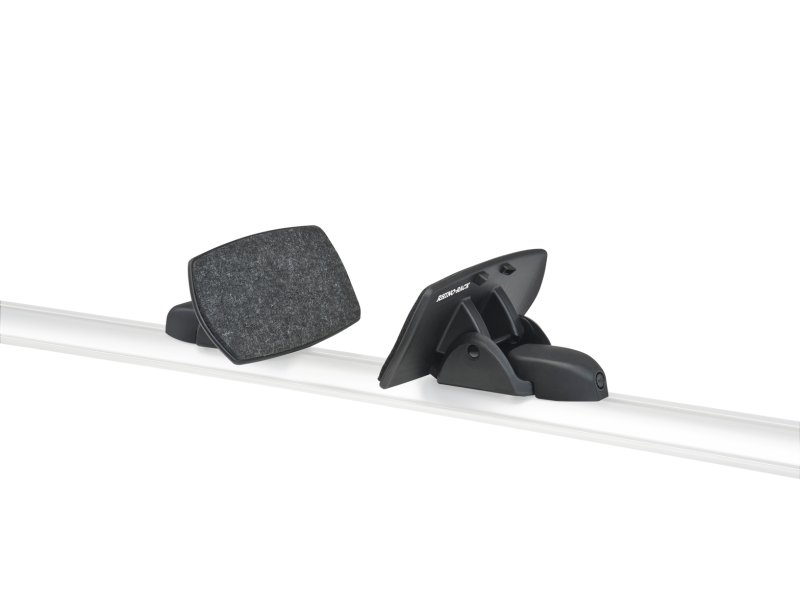 kit-porte-kayak-sur-barre-de-toit-et-galerie-avec-chargement-arriere-de-rhino-rack-rhr-581