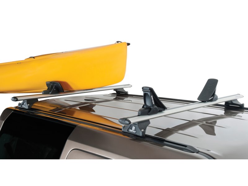 kit-porte-kayak-sur-barre-de-toit-et-galerie-avec-chargement-arriere-de-rhino-rack-rhr-581