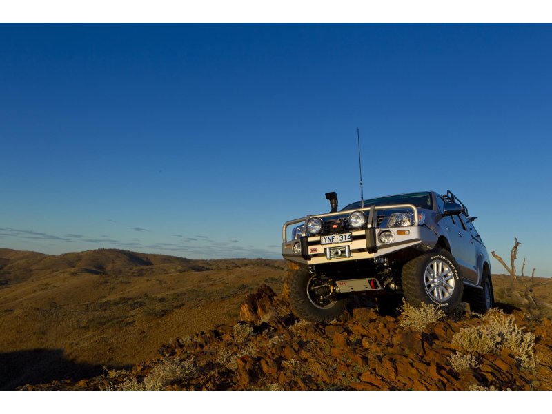w-bar-hilux-11on-flares-af20-arb-3414520