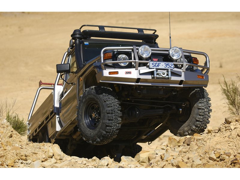pare-chocs-winch-bar-hzj7-bj7-arb-3412130