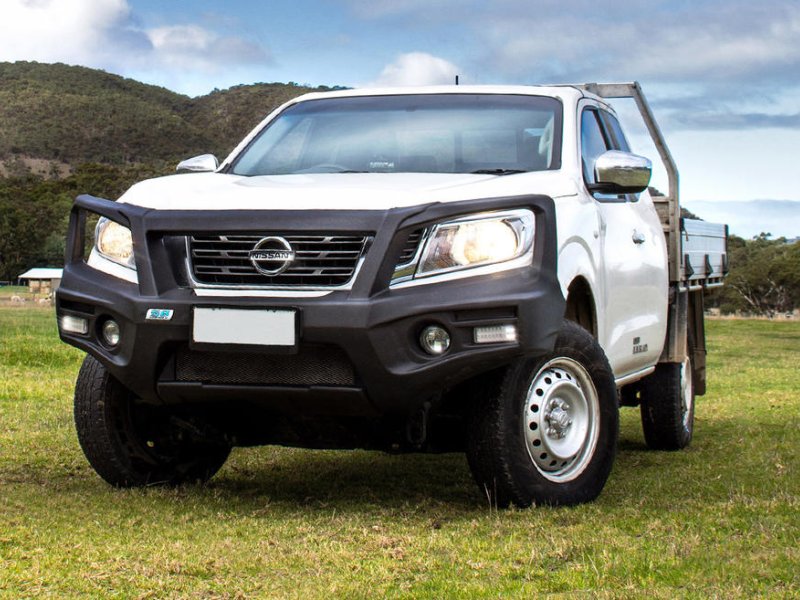 nis-np300-nav-bl-winch-f-arb-sa164bl165