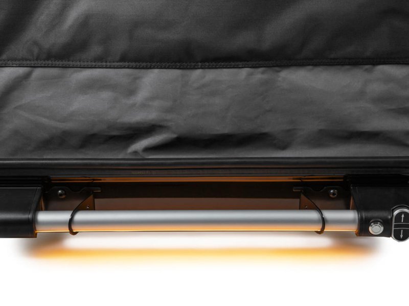 tente-de-toit-coque-rigide-electrique-arb-altitude-ouverture-horizontale-arb-802500