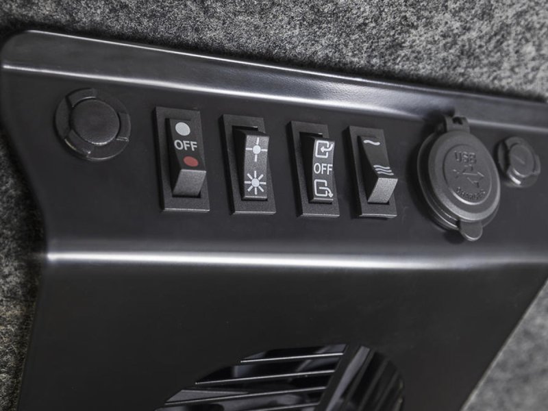 tente-de-toit-coque-rigide-electrique-arb-altitude-ouverture-horizontale-arb-802500