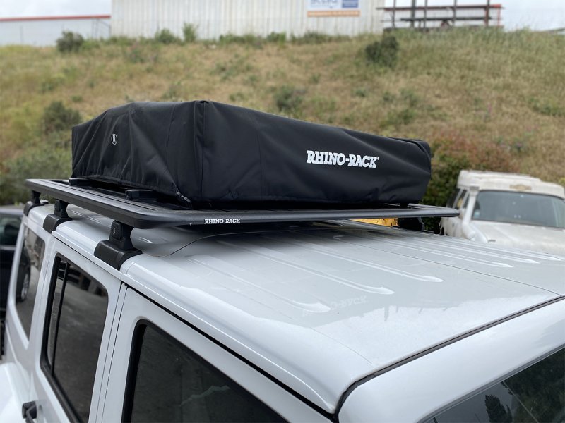 rhino-rack-backbone-mounting-system-rhino-rack-rhr-rjkb1